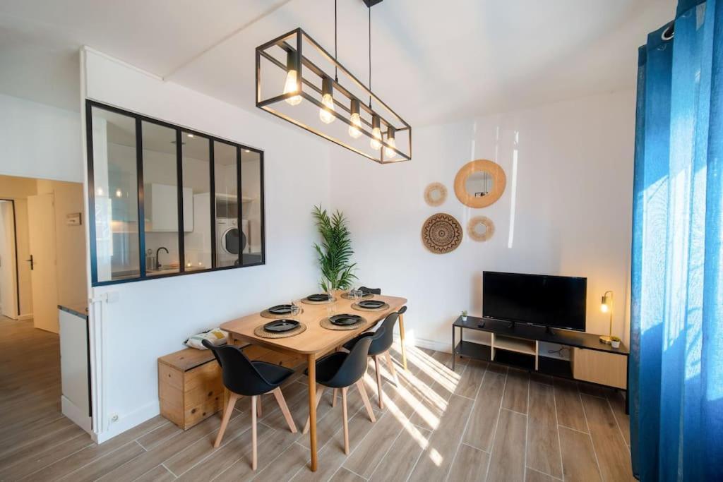 Fully Equiped Wifi Apartment Sleeps 6 مارسيليا المظهر الخارجي الصورة