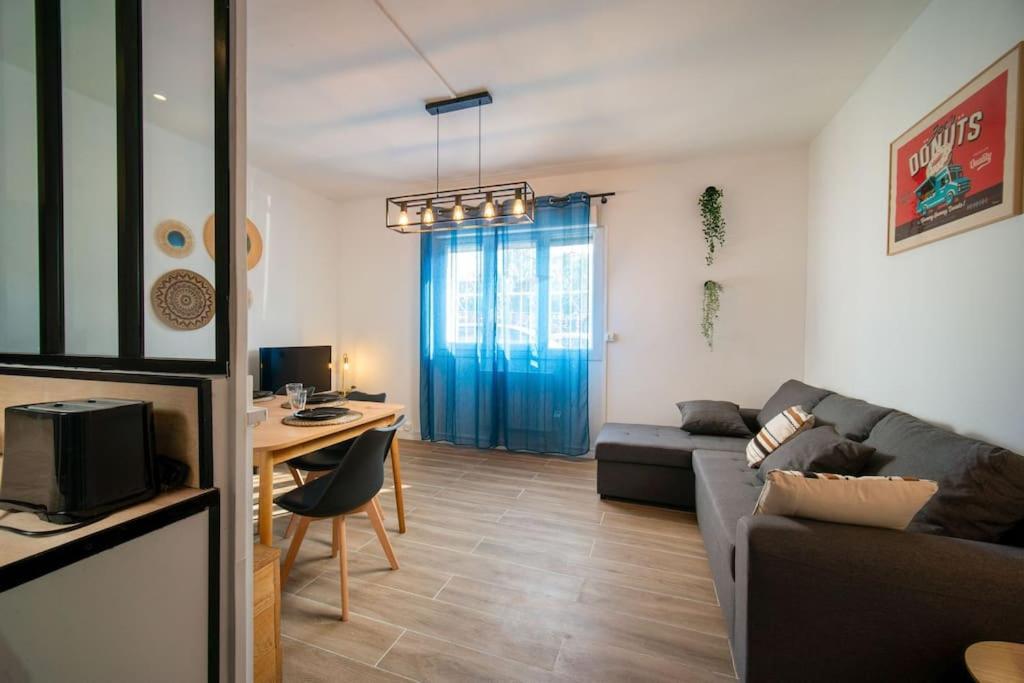 Fully Equiped Wifi Apartment Sleeps 6 مارسيليا المظهر الخارجي الصورة