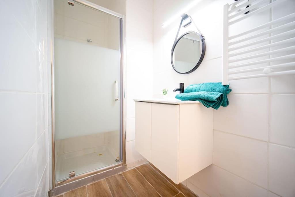 Fully Equiped Wifi Apartment Sleeps 6 مارسيليا المظهر الخارجي الصورة